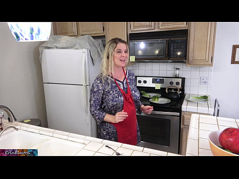❤️ Stepmom milking anjeunna di dapur saméméh tanggal na video seks dina pornosu.mass-pr.ru ❌️❤